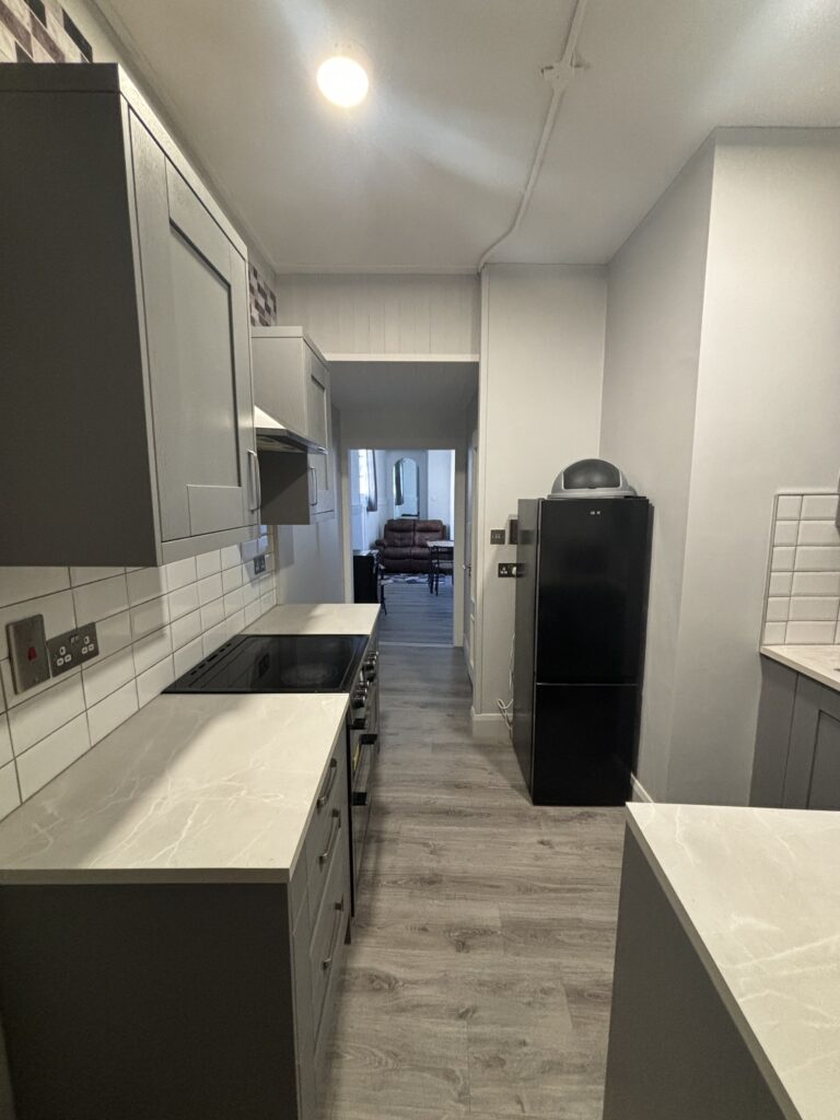 4b apt shop street (4)