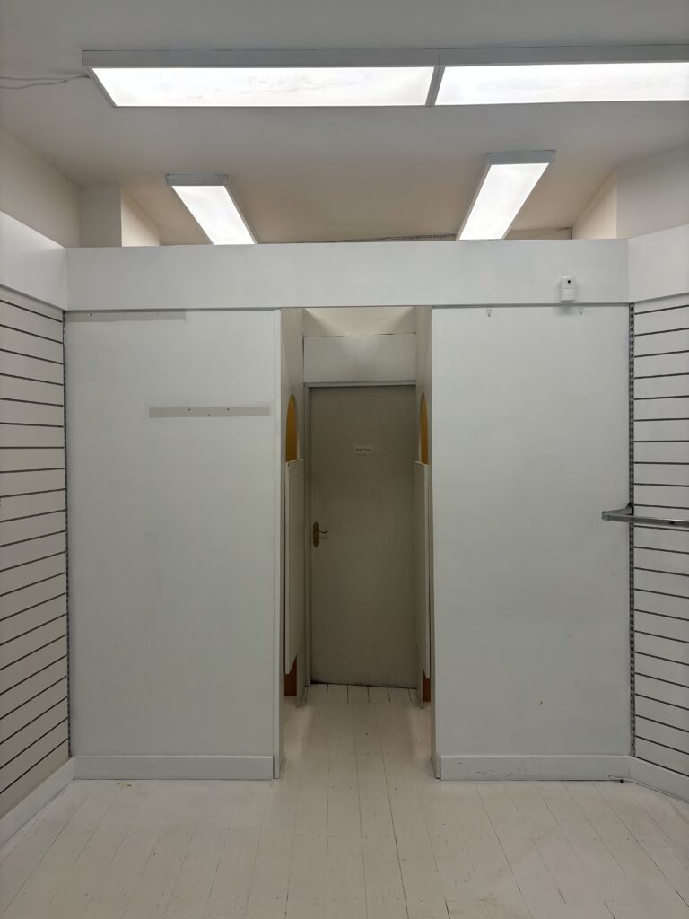 shop street retail unit (12)